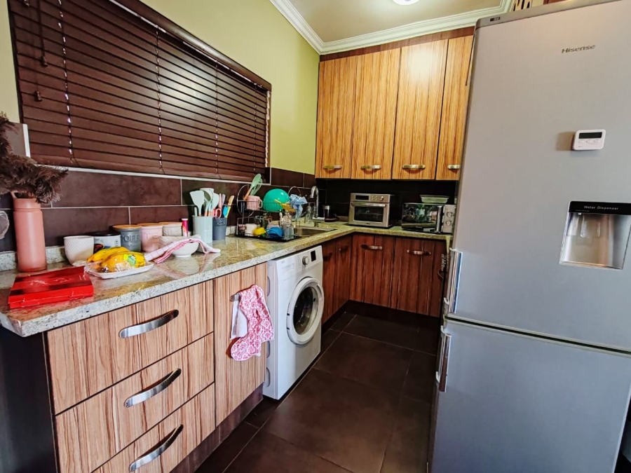 1 Bedroom Property for Sale in Die Bult North West
